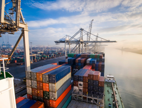 Containerhafen Vogelperspektive